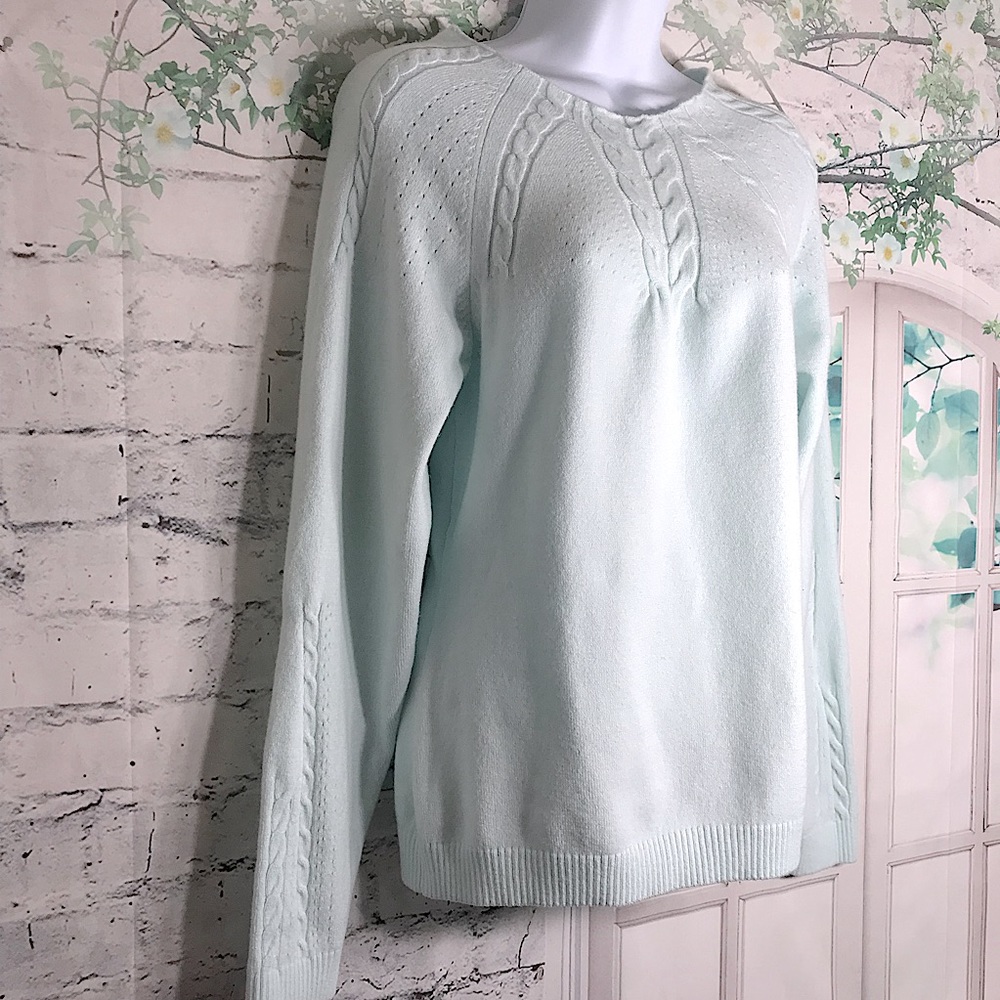 VENUS Soft Long Sleeve Mint Sweater Large - Picture 2 of 7